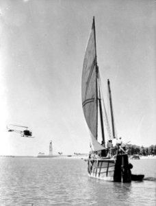 Columbus-tocht herhaald met karvel Nina gezagvoerder Marine officier Carlos Esta, Bestanddeelnr 914-3275
