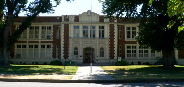 Colusa, California city hall from NE 1