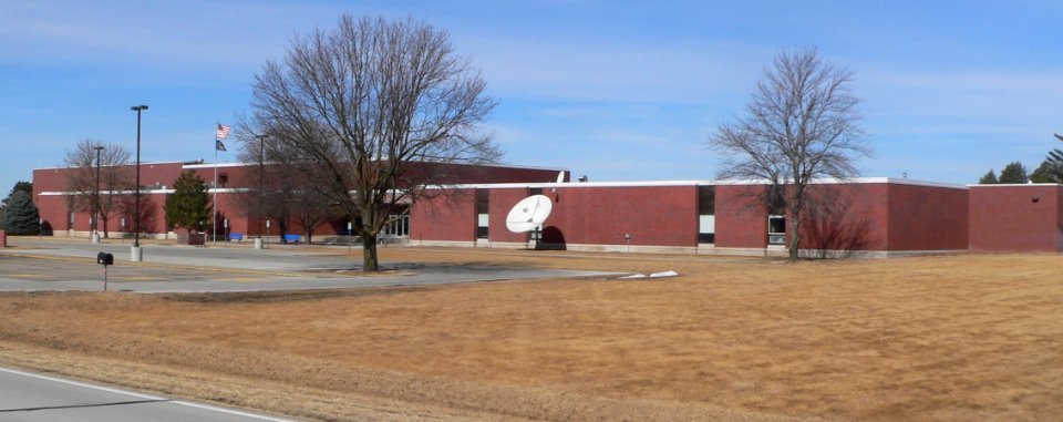Columbus Lakeview High School from SE 1