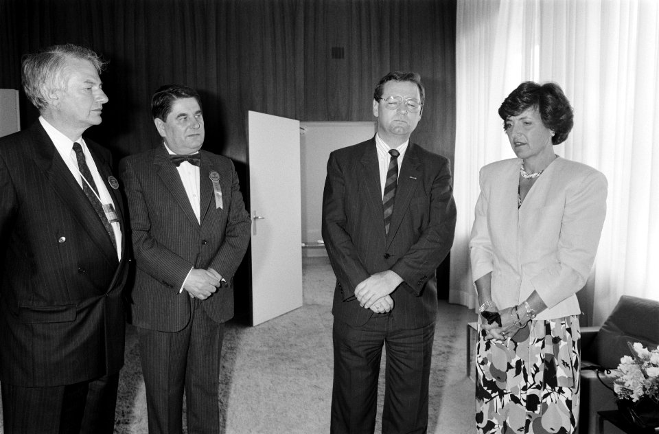 Congressen, openingen, Margriet, prinses, Bestanddeelnr 934-4615