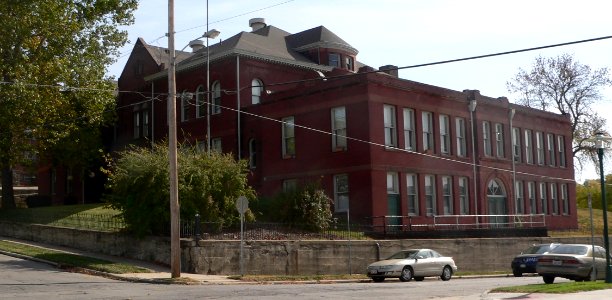 Columbian School (Omaha) from NW