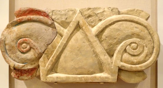 Column capital fragment, Megiddo, Stratum VA-IVB, Iron Age IIA, 975-925 BC, limestone - Oriental Institute Museum, University of Chicago - DSC07742