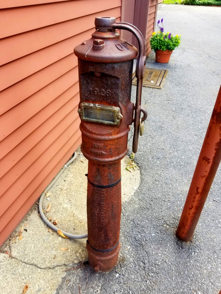 Columbian Iron Works fire hydrant, 1926 - Chattanooga Tenn - Arlington, MA - 20200913 093930