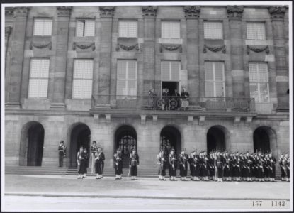 Collectie Fotocollectiie Afdrukken ANEFO Rousel, fotonummer 157-1142, Bestanddeelnr 157-1142