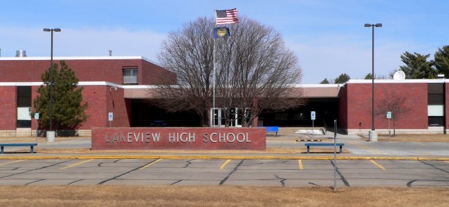 Columbus Lakeview High School S entrance 1