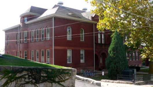 Columbian School (Omaha) from NE 1