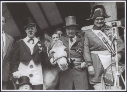 Collectie Fotocollectiie Afdrukken ANEFO Rousel, fotonummer 157-0507, Bestanddeelnr 157-0507