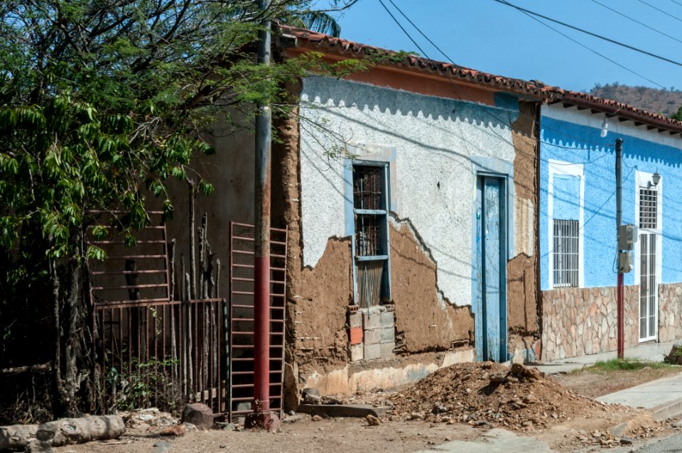 Colonial House in El Tuey