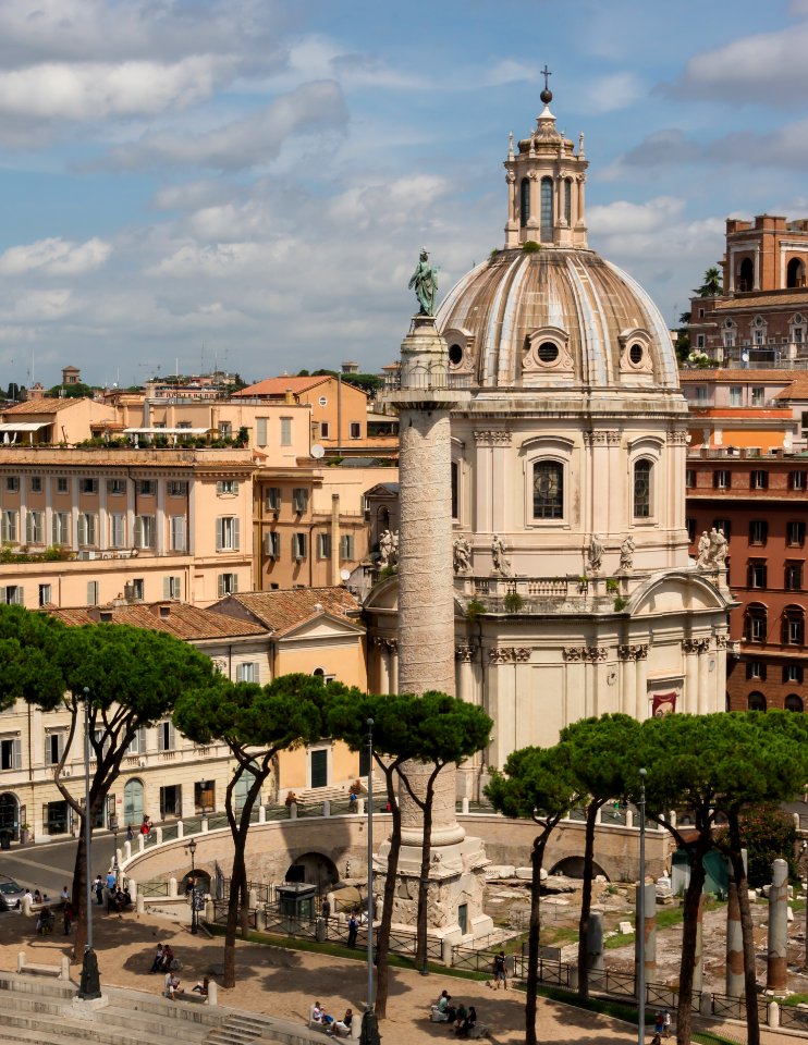 Colonna Traiana Santissimo Nome di Maria dome Rome