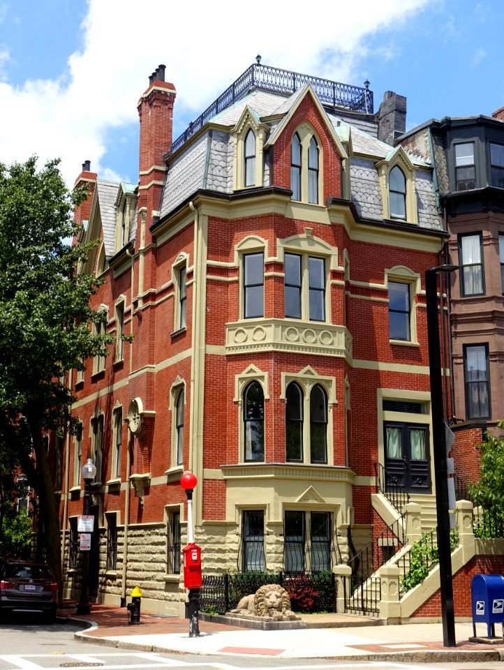 Columbus Avenue at Concord Square - Boston, MA - DSC06869