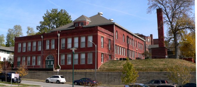 Columbian School (Omaha) from SW