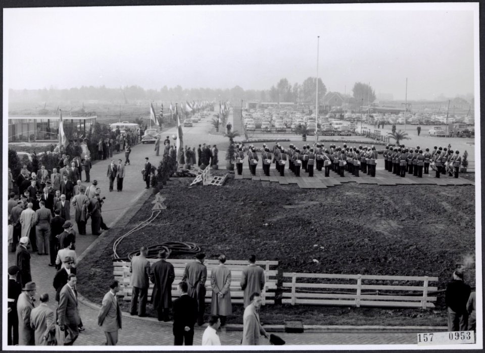 Collectie Fotocollectiie Afdrukken ANEFO Rousel, fotonummer 157-0953, Bestanddeelnr 157-0953