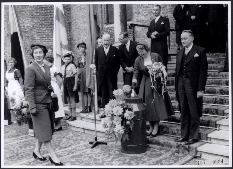 Collectie Fotocollectiie Afdrukken ANEFO Rousel, fotonummer 157-0594, Bestanddeelnr 157-0594