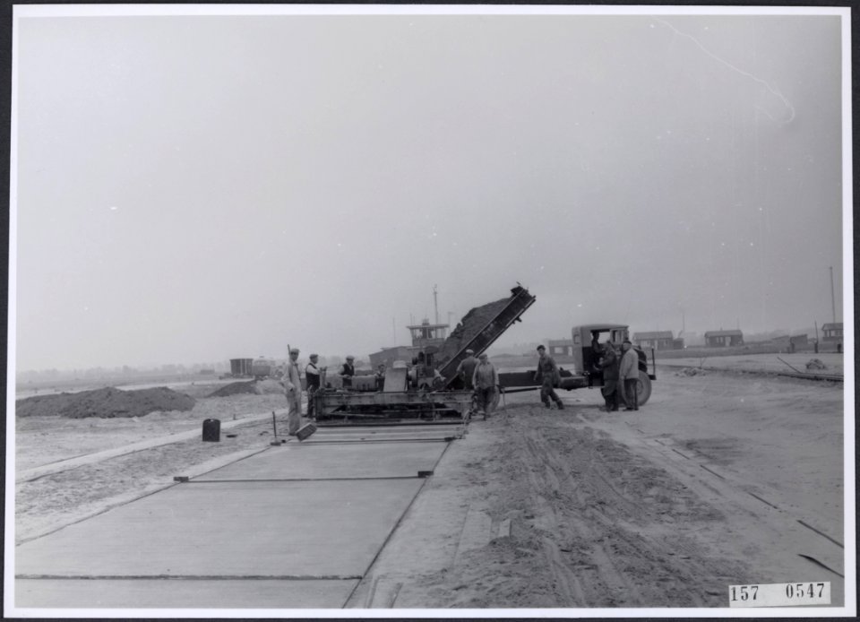 Collectie Fotocollectiie Afdrukken ANEFO Rousel, fotonummer 157-0547, Bestanddeelnr 157-0547