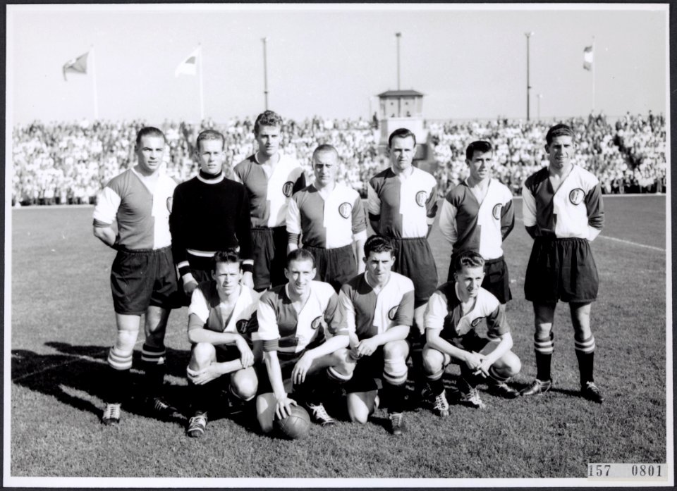 Collectie Fotocollectiie Afdrukken ANEFO Rousel, fotonummer 157-0801, Bestanddeelnr 157-0801