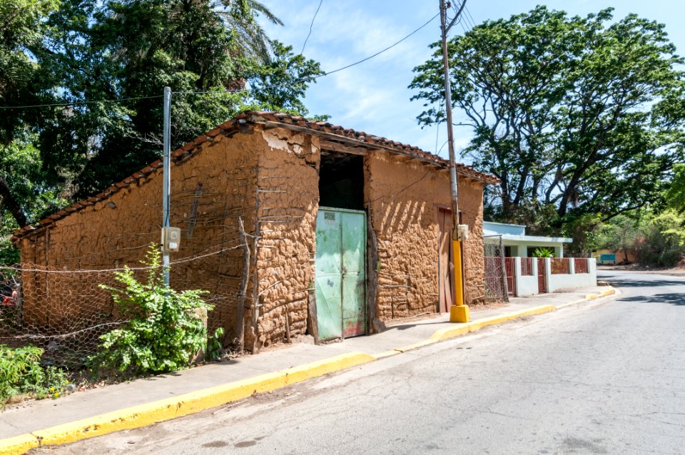Colonial House in Margarita Island, El Tuey