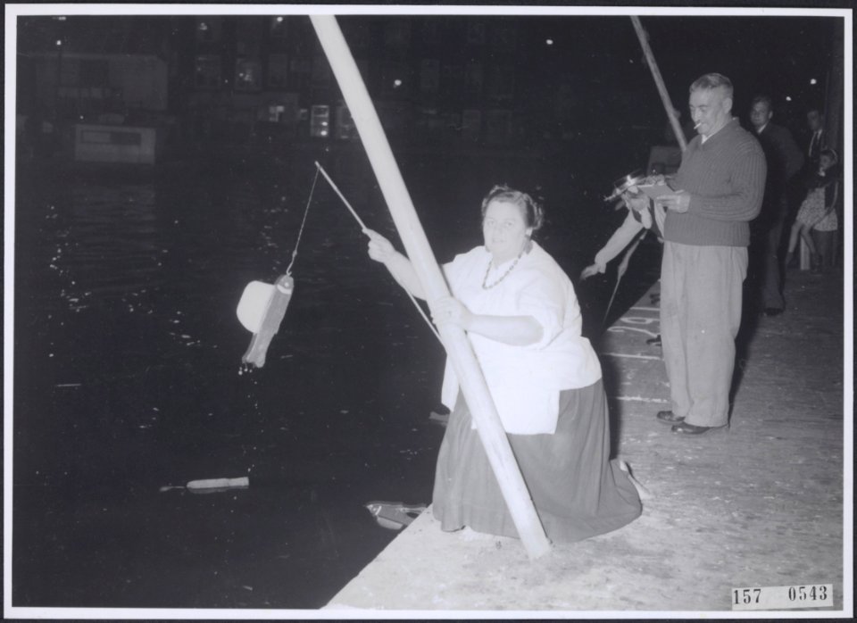 Collectie Fotocollectiie Afdrukken ANEFO Rousel, fotonummer 157-0543, Bestanddeelnr 157-0543