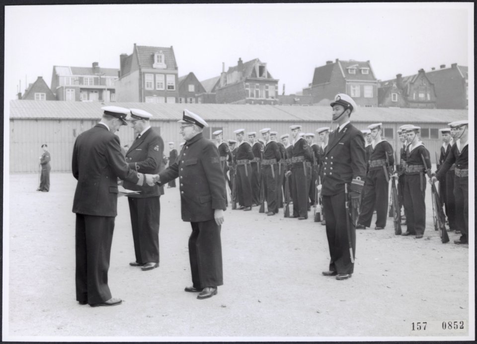 Collectie Fotocollectiie Afdrukken ANEFO Rousel, fotonummer 157-0852, Bestanddeelnr 157-0852