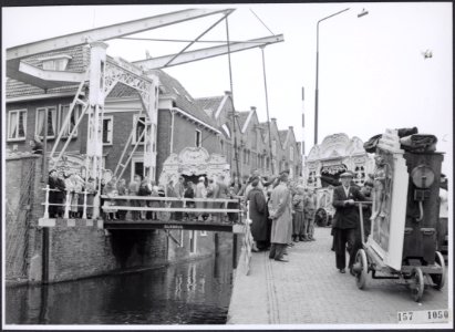 Collectie Fotocollectiie Afdrukken ANEFO Rousel, fotonummer 157-1050, Bestanddeelnr 157-1050