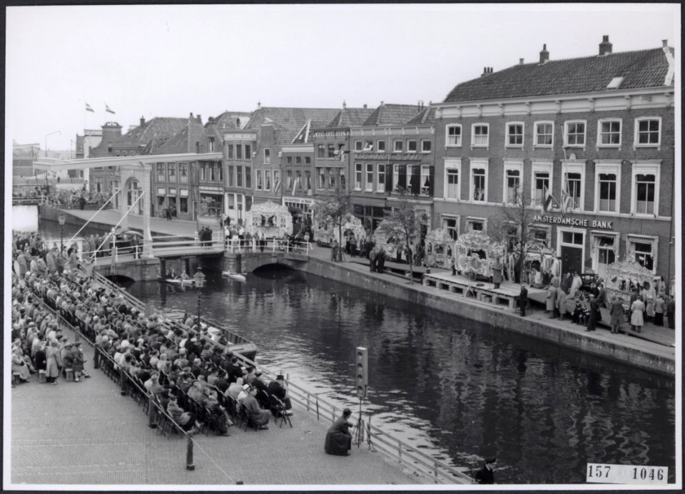 Collectie Fotocollectiie Afdrukken ANEFO Rousel, fotonummer 157-1046, Bestanddeelnr 157-1046