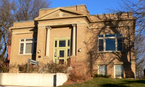 College View Public Library from W 1