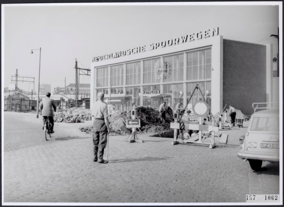 Collectie Fotocollectiie Afdrukken ANEFO Rousel, fotonummer 157-1062, Bestanddeelnr 157-1062
