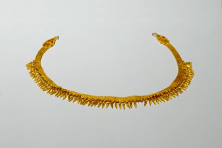 Collier Bj 516 – MSR – Rituels Grecs