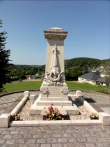 Colleville (Seine-Mar.) monument aux morts