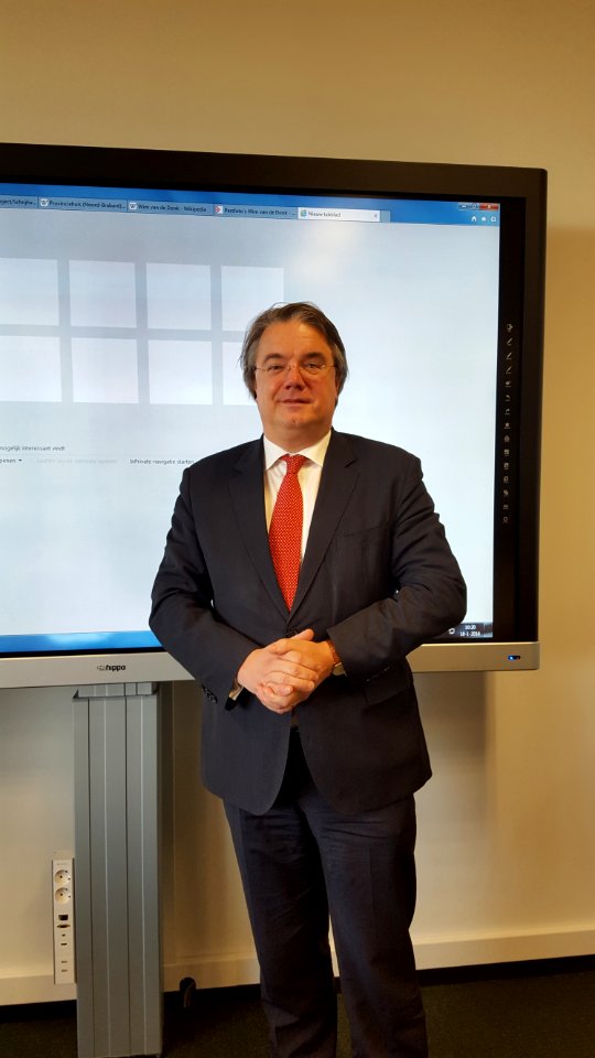 Commissaris van de Koning Wim van de Donk (5)
