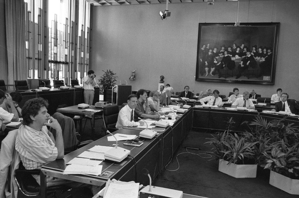 Commissievergadering van de gemeenteraad Den Haag in verband met de bouw van het, Bestanddeelnr 934-4720