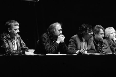 Commissieleden v.l.n.r. Bonies, Holzbauer en A. Jansen, Bestanddeelnr 932-4338