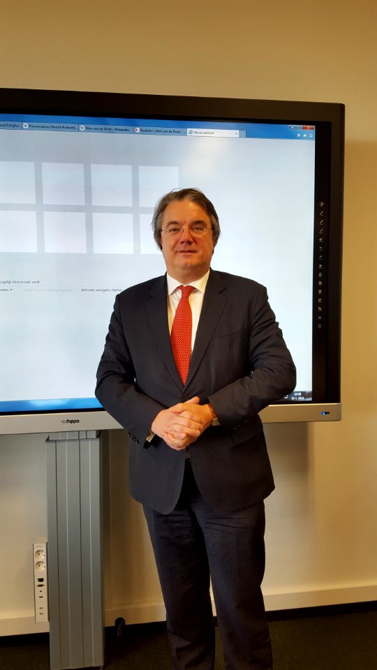 Commissaris van de Koning Wim van de Donk (6)