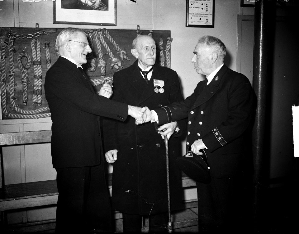 Commandant A. M. Willemse (Pollux) op de receptie, Bestanddeelnr 903-3090