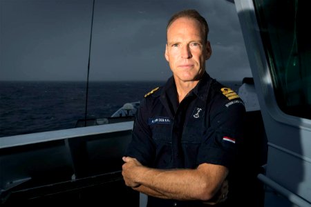 Commandant kapitein-luitenant ter zee André van der Kamp