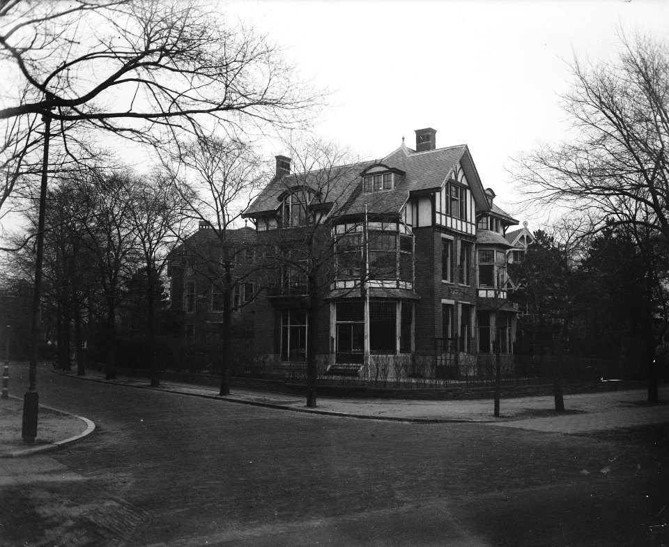 Commandanthuis, Nieuwe Parklaan 57, Bestanddeelnr 902-5678