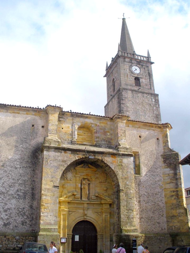 Comillas - Iglesia de San Cristóbal 04