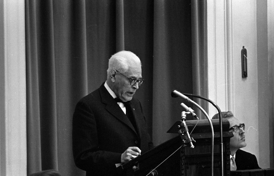 Commissie inzake Van der Putten ( professor Oud VVD), Bestanddeelnr 913-9477