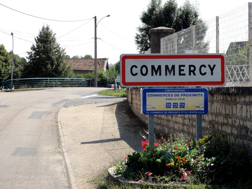 Commercy (Meuse) city limit sign