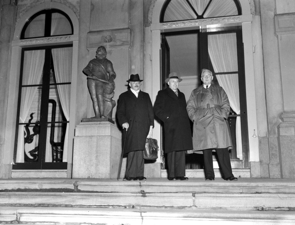 Commissie-Generaal bij de Koningin Van de Poll , Schermerhorn, De Boer, Bestanddeelnr 901-9650