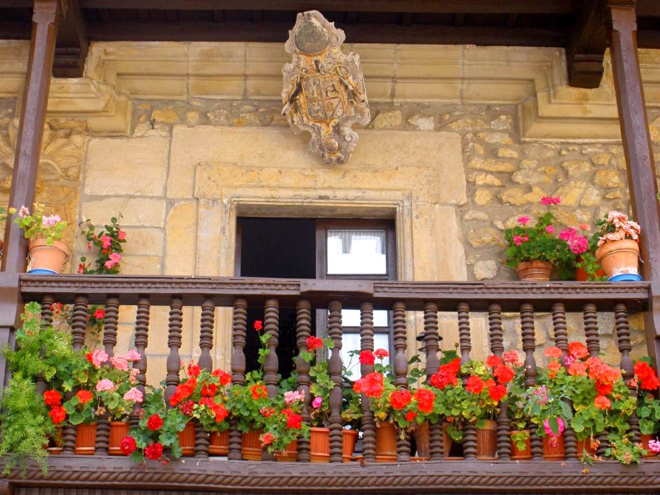 Comillas - Balcones 10