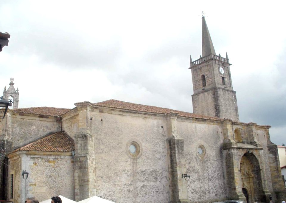 Comillas - Iglesia de San Cristóbal 05
