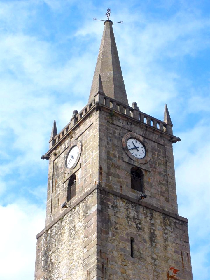 Comillas - Iglesia de San Cristóbal 02