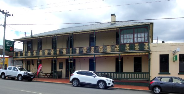 Commercial Hotel, Cygnet 20201114-017