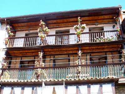 Comillas - Balcones 01
