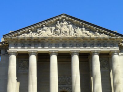 Columbia by Edgar Walter - Andrew W. Mellon Auditorium, Washington, DC - DSC08485