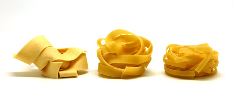 Comparison ribbon pasta