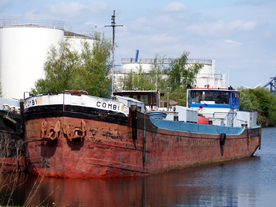 Combi - ENI 02308287, Mainhaven, Port of Amsterdam, pic2