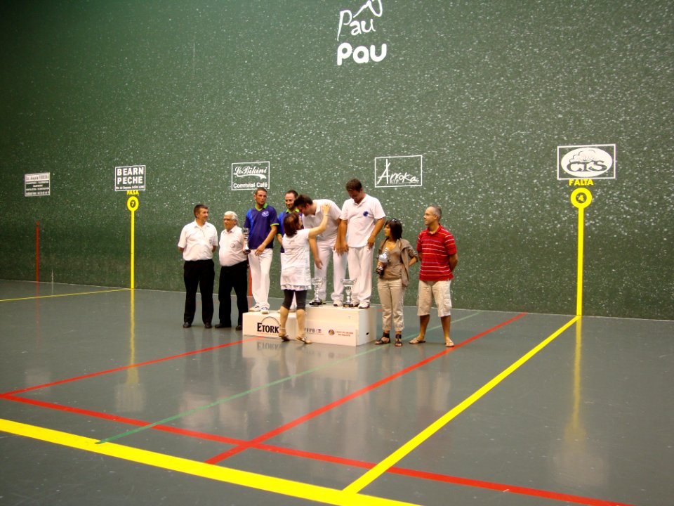Complexe de pelote basque de Pau, Frontenis, remise prix Hommes