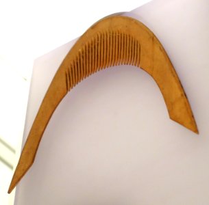 Comb, Hmong, Lai Chau, 2000, wood - Vietnamese Women's Museum - Hanoi, Vietnam - DSC03980