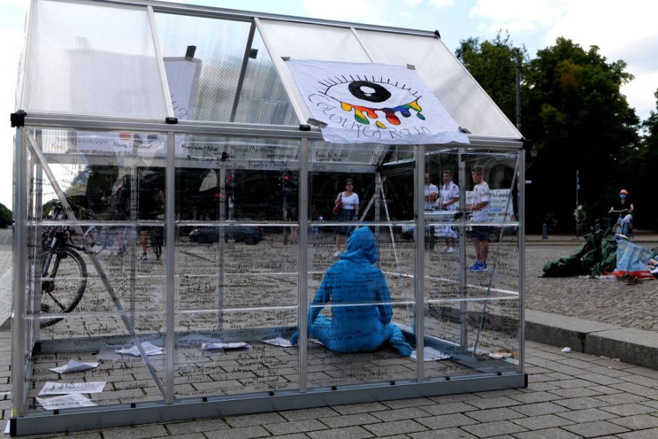 Coloured Rain protest glass house Berlin Platz des 18 März 2020-07-18 02